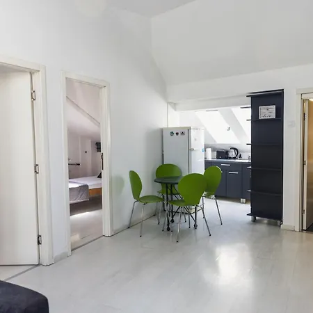Sat Modern 2-bedroom Loft In Center Belgrade