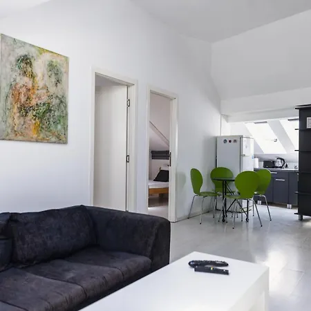 Apartment Sat Modern 2-bedroom Loft In Center Belgrade