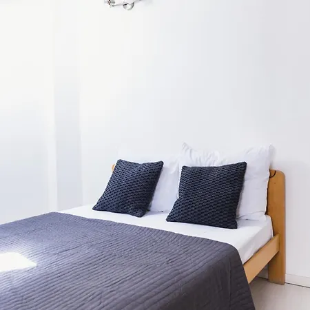 Sat Modern 2-bedroom Loft In Center Apartment